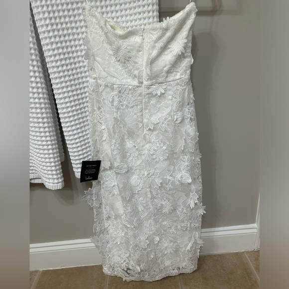 White 3D Floral Embroidered Midi Dress - Picture 9 of 11